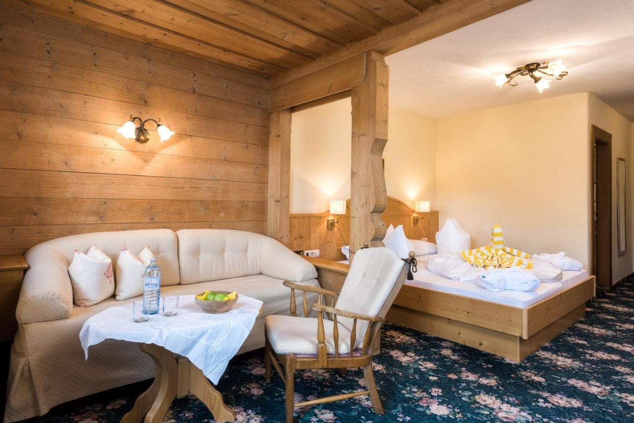 Familienhotel Adler Серфаус Номер фото